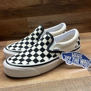 VANS CLASSIC SLIP ON BRAND NEW